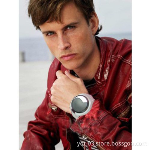 Demountable digital watch bluetooth pair with pad